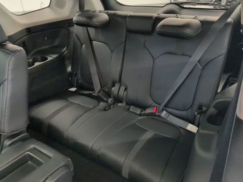 New 2025 Honda Pilot Touring image 23