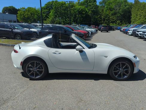 Used 2019 MAZDA MX-5 Miata RF Grand Touring RWD image 31