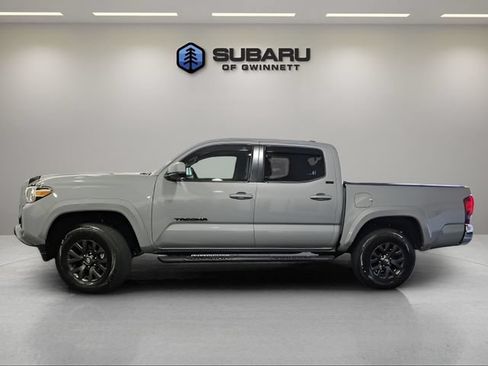 Used 2021 Toyota Tacoma SR5 RWD image 2