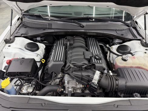 Used 2023 Chrysler 300 C image 26