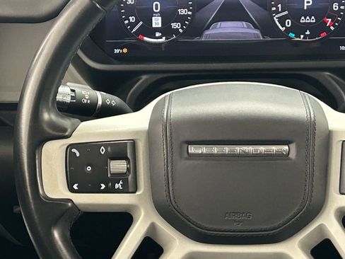 Used 2020 Land Rover Defender 110 HSE image 11