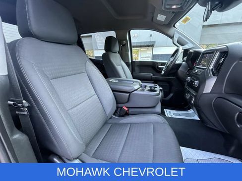 Certified 2022 Chevrolet Silverado 1500 Custom Trail Boss AWD/4WD image 28