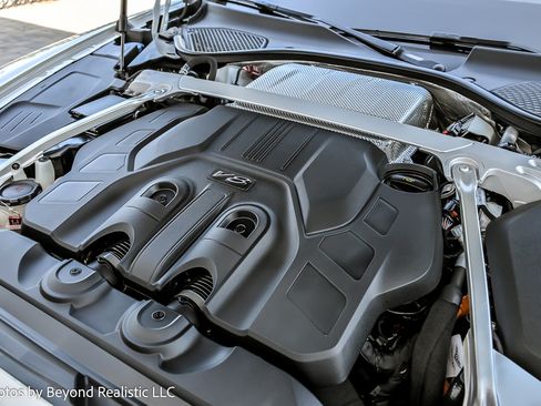 New 2026 Bentley Flying Spur Plug-In Hybrid image 19