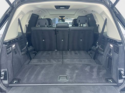 Used 2024 BMW X7 xDrive40i image 12