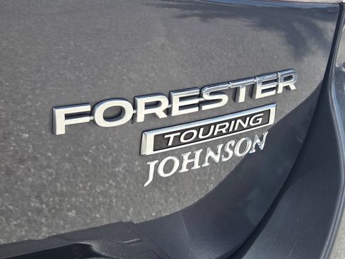 Used 2021 Subaru Forester Touring AWD/4WD image 17