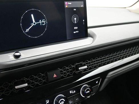 Used 2023 Honda Accord EX-L image 4