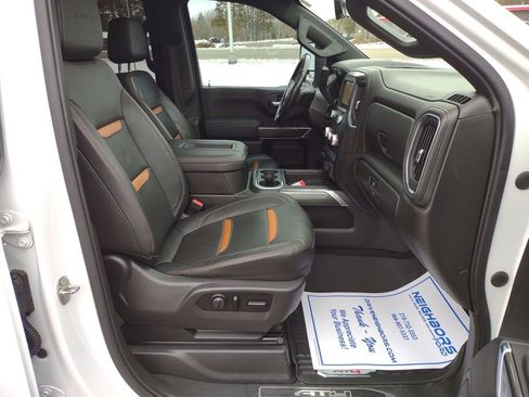 Used 2020 GMC Sierra 2500 AT4 w/ AT4 Premium Package AWD/4WD image 39