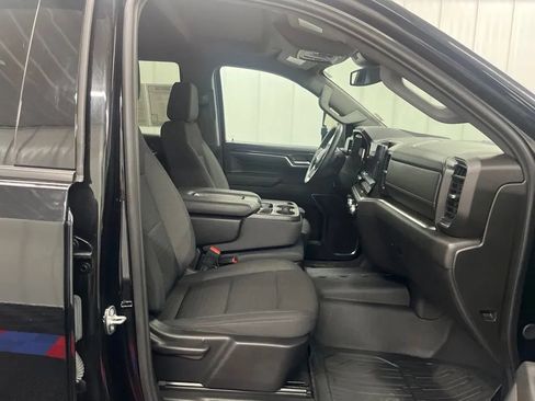 Used 2024 GMC Sierra 1500 Elevation w/ X31 Off-Road Package AWD/4WD image 11
