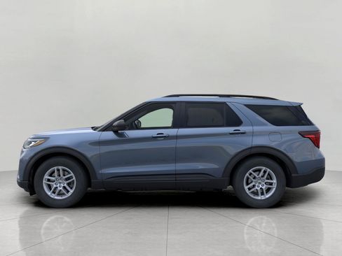 New 2026 Ford Explorer Active AWD/4WD image 3