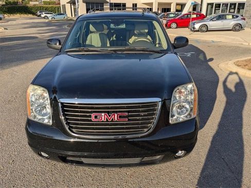 Used 2013 GMC Yukon SLT w/ SLT-2 Equipment Package image 4