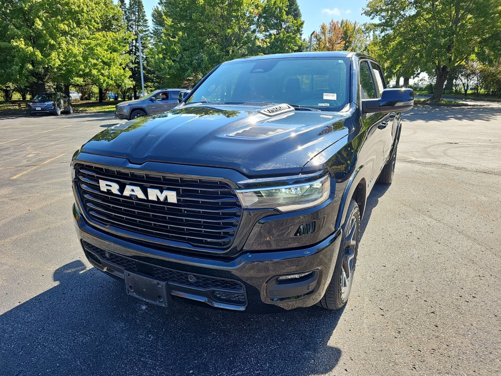 Used 2025 RAM 1500 Laramie w/ Sport Appearance Package AWD/4WD image 2