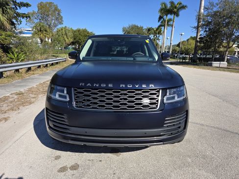 Used 2020 Land Rover Range Rover Long Wheelbase Autobiography image 8