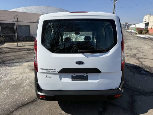 Used 2019 Ford Transit Connect XL image 4