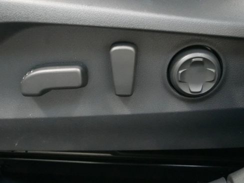 New 2025 Subaru Outback Limited image 15