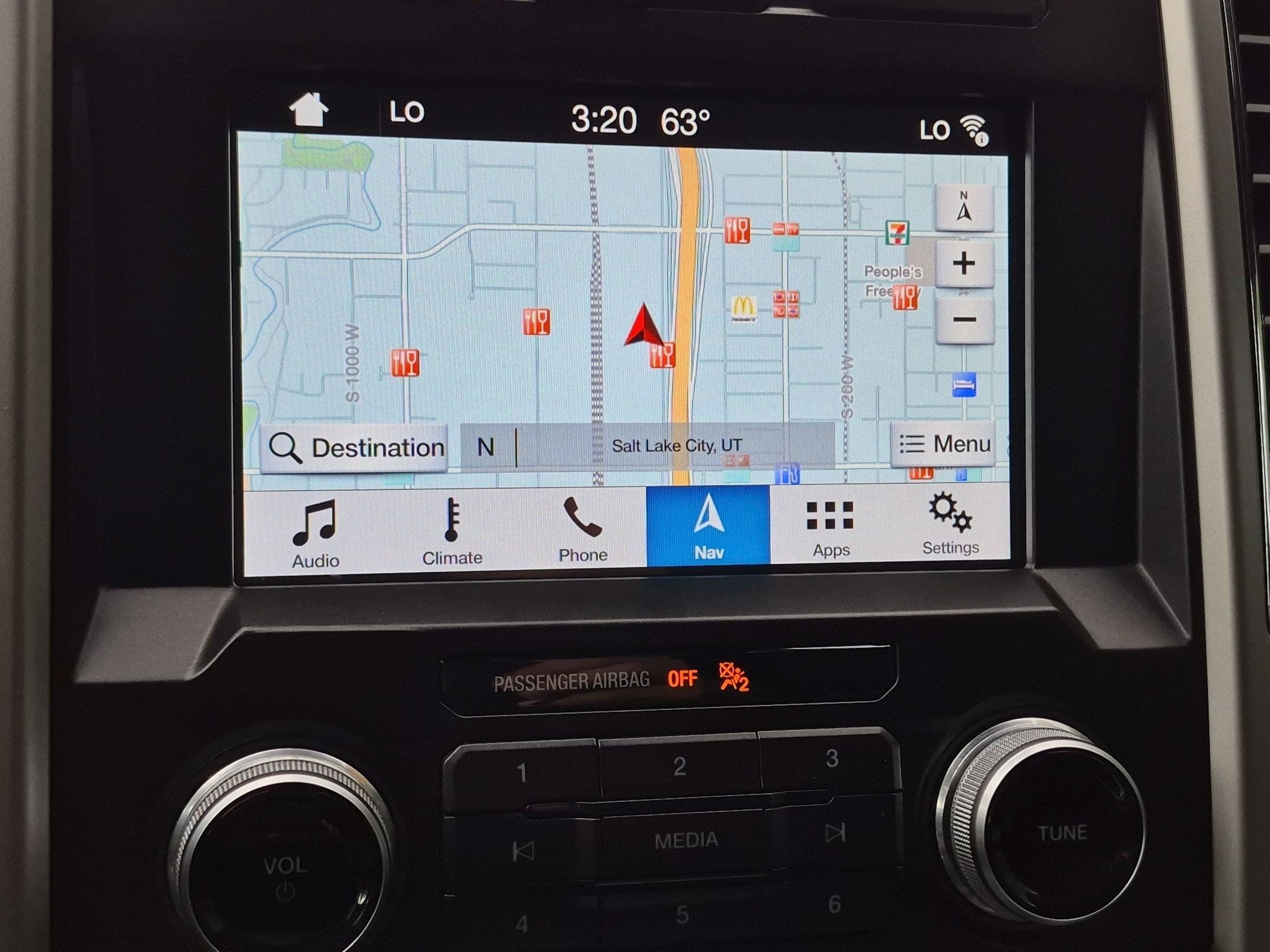 Used 2019 Ford F150 Lariat w/ Equipment Group 502A Luxury AWD/4WD image 21
