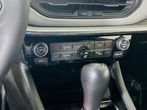 Used 2023 Jeep Compass Limited AWD/4WD image 15