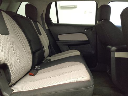 Used 2017 GMC Terrain SLE FWD image 19