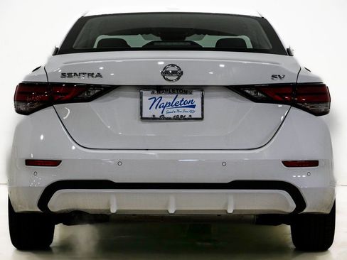 Used 2022 Nissan Sentra SV image 7