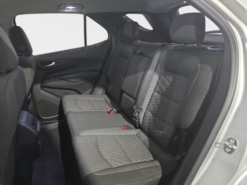 Used 2018 Chevrolet Equinox LT FWD image 11