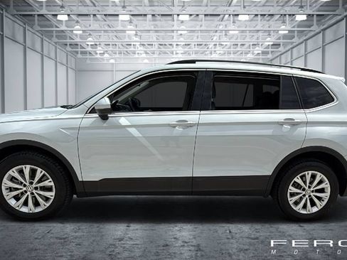 Used 2019 Volkswagen Tiguan SE FWD image 2
