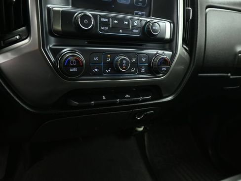 Used 2018 Chevrolet Silverado 1500 LT w/ All Star Edition RWD image 14