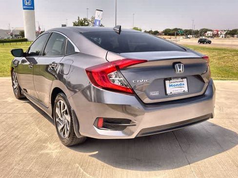 Used 2017 Honda Civic EX image 5