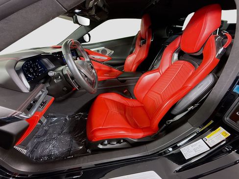 Used 2022 Chevrolet Corvette Stingray Premium Cpe w/ Z51 Performance Package RWD image 22