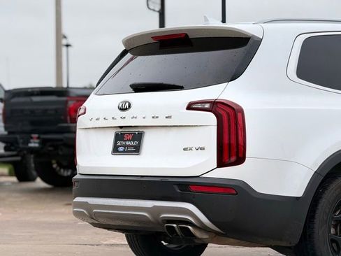 Used 2020 Kia Telluride EX FWD image 12