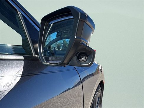 Certified 2019 Honda Civic EX image 17