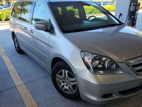 Used 2006 Honda Odyssey EX image 2