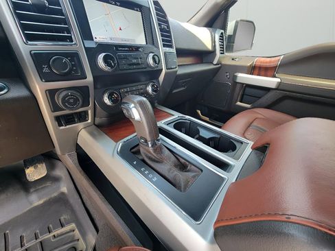 Used 2019 Ford F150 King Ranch w/ Trailer Tow Package AWD/4WD image 24