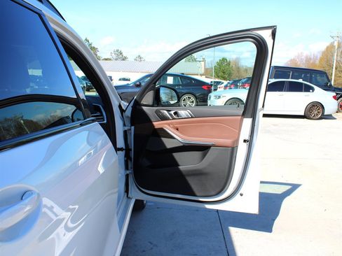 Used 2019 BMW X7 xDrive50i w/ M Sport Package image 36