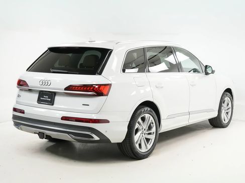 Used 2021 Audi Q7 3.0T Premium w/ Convenience Package AWD/4WD image 10