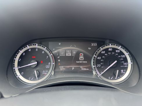 Used 2022 Toyota Highlander XLE FWD image 15