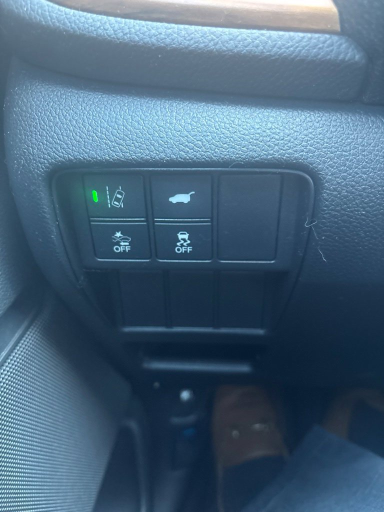 Used 2018 Honda CR-V Touring image 14