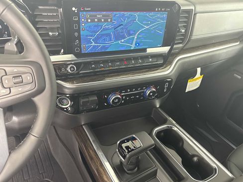 New 2025 GMC Sierra 1500 Elevation w/ Elevation Premium Package image 28