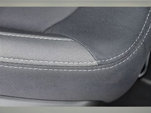 Certified 2025 Subaru Crosstrek 2.0i Premium image 30