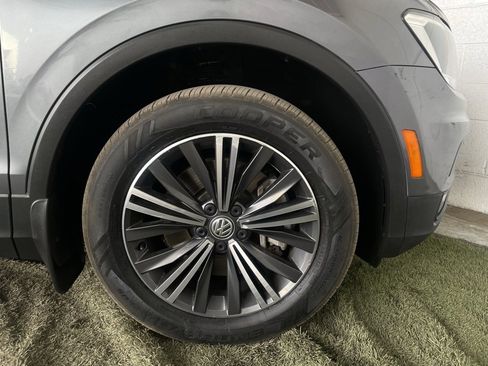 Used 2019 Volkswagen Tiguan SEL image 12