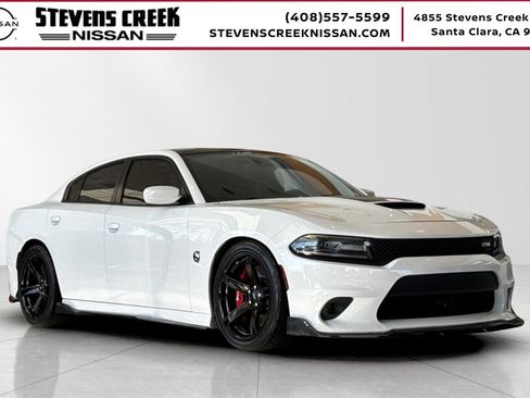 Used 2018 Dodge Charger R/T image 1