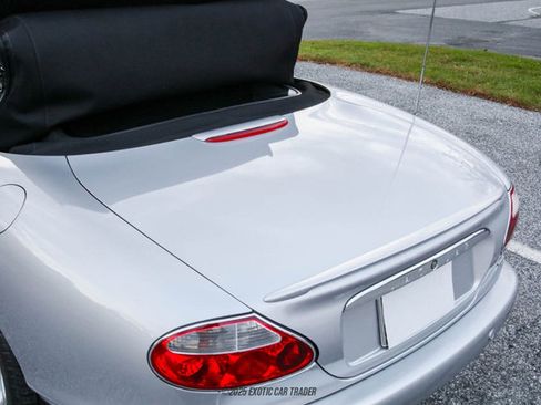 Used 2001 Jaguar XK8 Convertible image 60