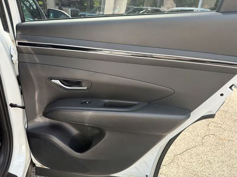 Used 2023 Hyundai Tucson SEL FWD image 15