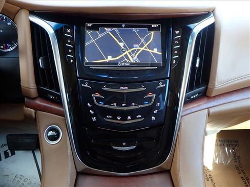 Used 2016 Cadillac Escalade ESV Platinum image 20