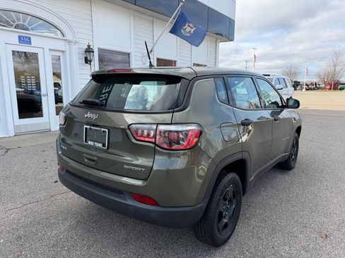 Used 2017 Jeep Compass Sport w/ Cold Weather Group image 5