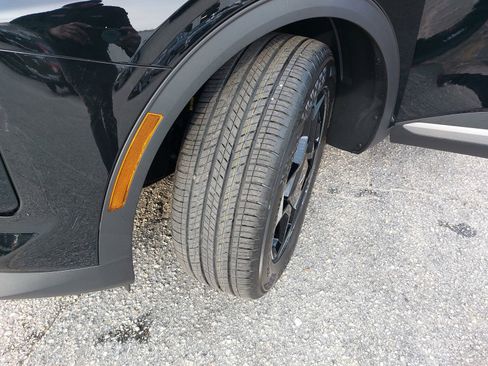 New 2026 Kia Sportage EX w/ EX Panorama Roof Package image 33