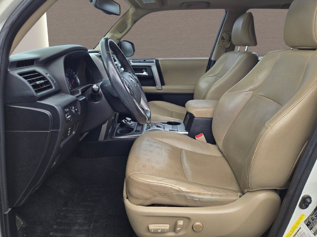 Used 2016 Toyota 4Runner Limited AWD/4WD image 22
