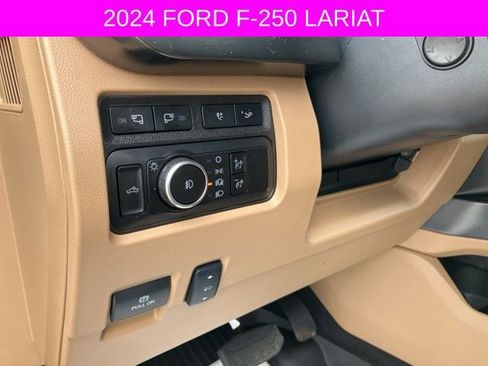 Used 2024 Ford F250 Lariat w/ Lariat Ultimate Package image 27