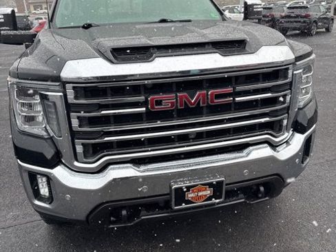 Used 2020 GMC Sierra 2500 SLT w/ SLT Premium Plus Package image 3