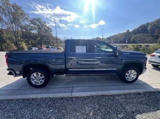 Used 2025 Chevrolet Silverado 2500 High Country w/ High Country Premium Package video 2