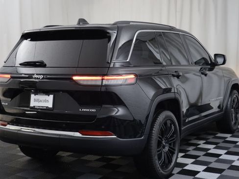 Used 2023 Jeep Grand Cherokee Laredo w/ Luxury Tech Group I AWD/4WD image 16