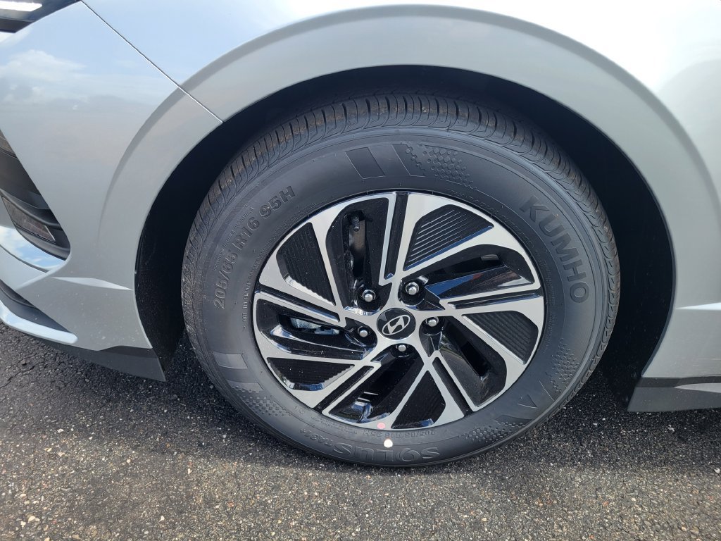 New 2026 Hyundai Sonata Blue FWD image 12